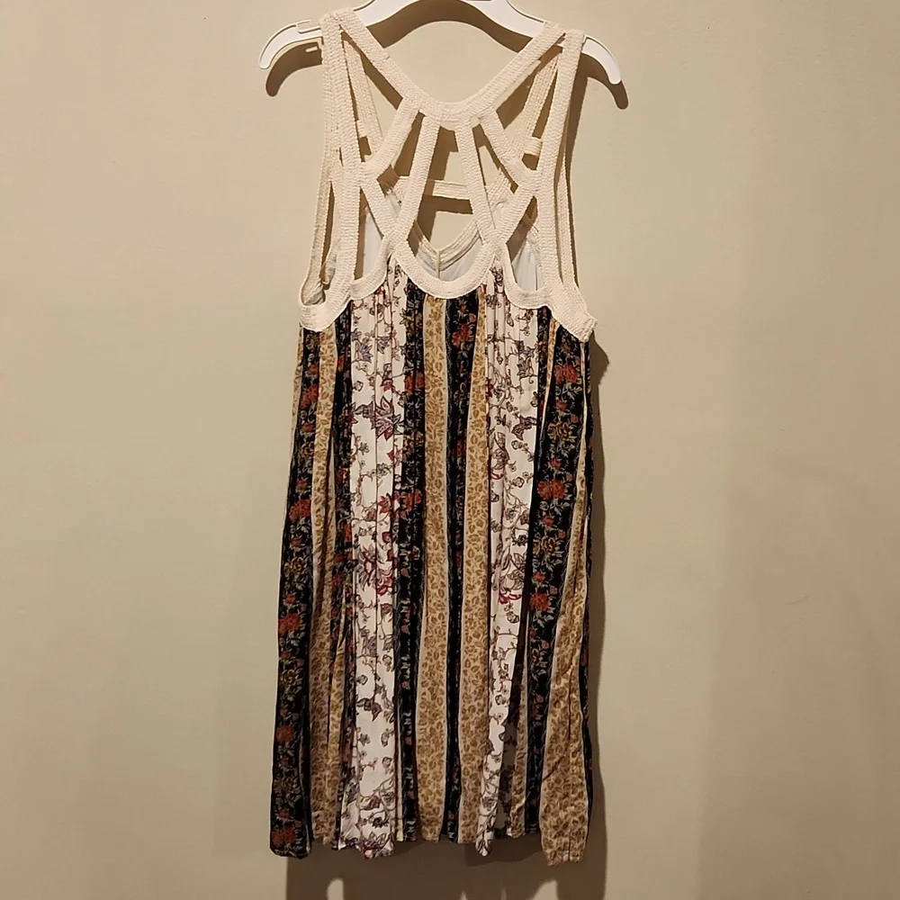 ❤️ NWT! ENTRO CROCHET STRAP BOHO MINI DRESS, MEDIUM - Picture 7 of 7